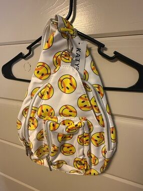 Katy did Emoji Softball Print Sling Backpack - White & Yellow